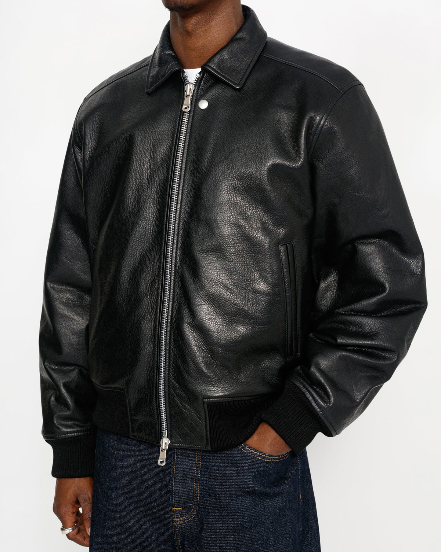 LEATHER FLIGHT JACKET